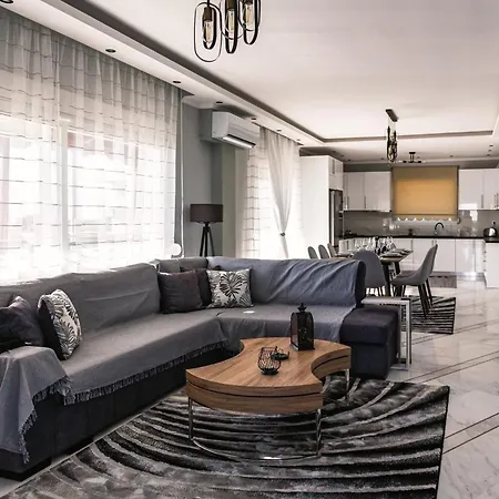 Christinas Apartment *