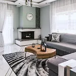 Christina'S Elegant Living