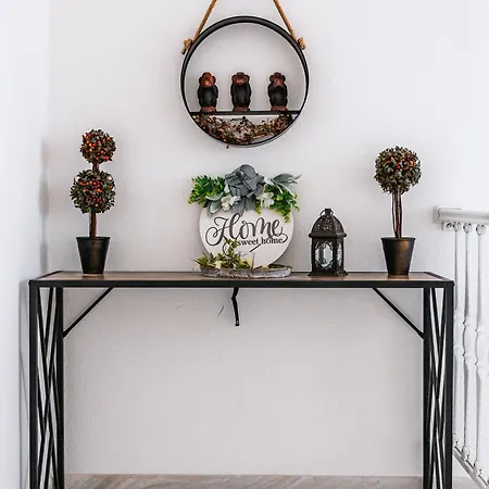 Christinas 아파트 네아 모우다니아